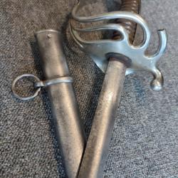 Sabre mod&egrave;le 1882 d'officier d'infanterie Manufacture Klingental avec son fourreau pour restauration