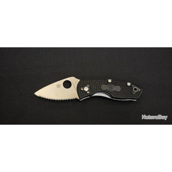 Spyderco C148SBK Ambitious Lightweight Couteau de poche dentel� noir