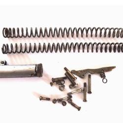 Lot de pi&egrave;ces de pistolet &agrave; plombs Oklahoma