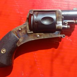 Pouppy bulldog comme neuf