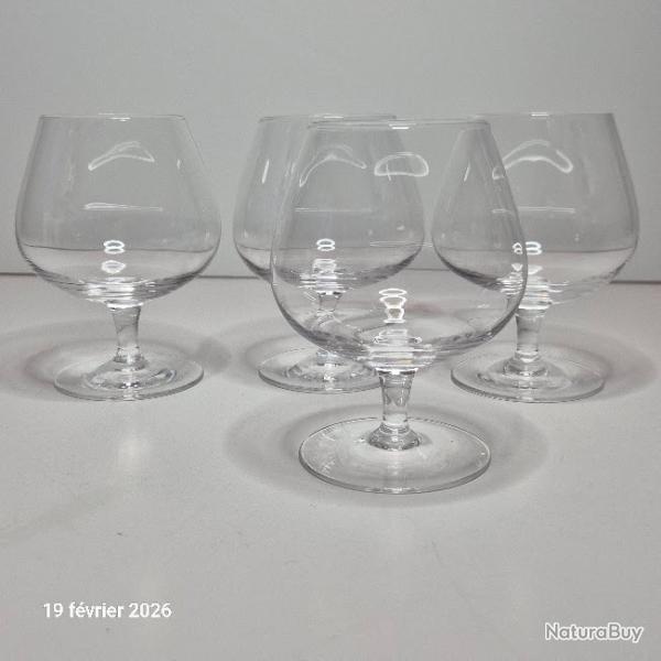 Lot de 4 verres � cognac des ann�es 70, vintage