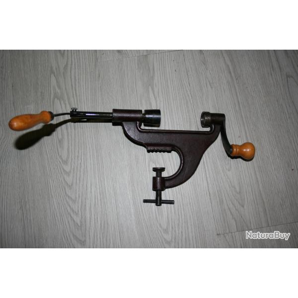 sertisseur a cartouche de cal 12 et un amorceur desamorceur cal 12 vendu sans cartouches