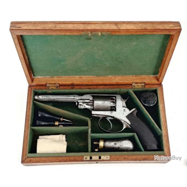 REVOLVER BEAUMONT-ADAMS BELT MODELE 1856 EN COFFRET CALIBRE 44 PERCUSSION Categorie D