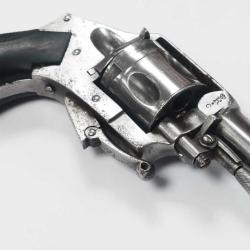 BULLDOG 320 Categorie D