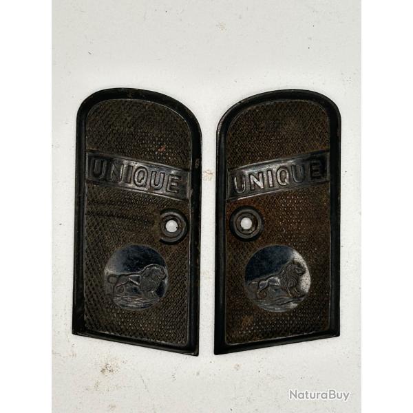 PAIRE DE PLAQUETTES ORIGINALES DE PISTOLET UNIQUE MODELE 10