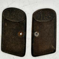 PAIRE DE PLAQUETTES ORIGINALES DE PISTOLET BROWNING 1906 - 1er TYPE