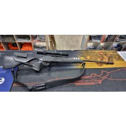 Carabine Blaser R8 carbon cal 300 win gauch&egrave;re + lunette swarovski