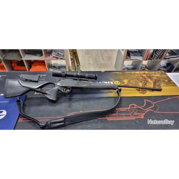 Carabine Blaser R8 carbon cal 300 win gauch�re + lunette swarovski