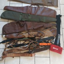 Lot divers de fourreaux, cartouchi&egrave;res et bretelles d'occasion