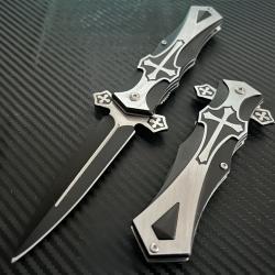 Couteau Biker A/O Crusader Cross Lame Spear Point Acier 440 Black Manche Relief Croix Crois&eacute;