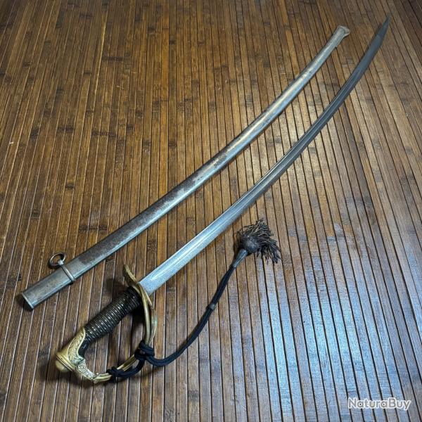 SABRE FRAN�AIS 1822 DE CAVALERIE L�G�RE POIN�ONN� G. BARR� PARIS