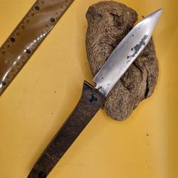 Couteau pliable artisanal lame titane