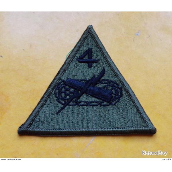 ARMEE AMERICAINE U.S : TISSU DIVISION AVEC 4 DE L'ARMEE U.S�  ,�ETAT VOIR PHOTO� . POUR TOUT RENSEIG