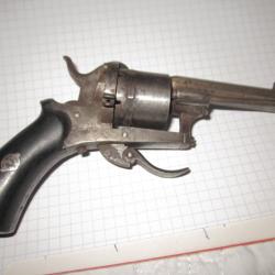 petit pistolet a broche