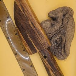 Couteau hetre &eacute;chaud&eacute; artisanal