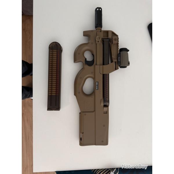 � vendre plusieurs r�pliques airsoft