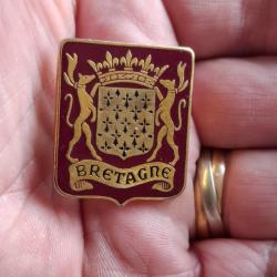 INSIGNE ESCADRON DE BOMBARDEMENT 2 / 20 BRETAGNE