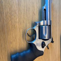 Revolver Smith Wesson 69 Combat Magnum 4 pouces 1/4 calibre 44 magnum
