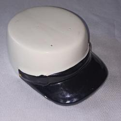 K&eacute;pi blanc L&eacute;gion souvenir foyer en terre cuite vintage