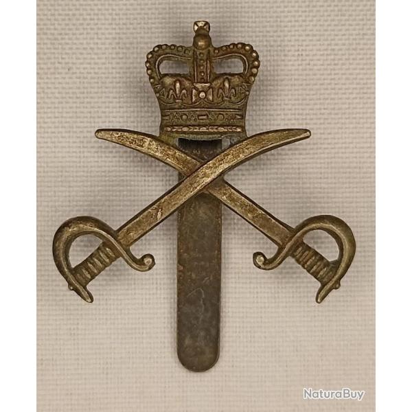 Cap badge insigne casquette anglais Army Physical Traning Corps
