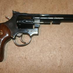 REVOLVER TAURUS MODELE 96 EURO CHAMPION CALIBRE 22LR
