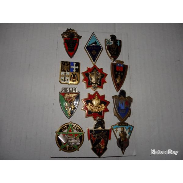 Petit lots d'insignes � petits prix