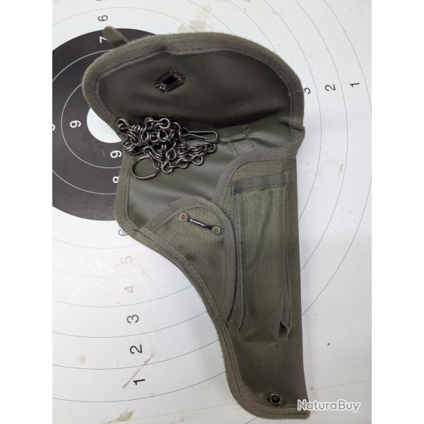 Etui PA MAC 50 neuf, avec sa chainette de s�curit� et sa baguette laiton