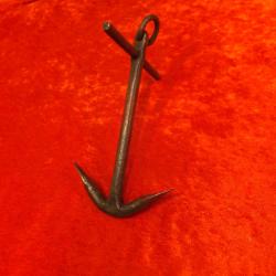Jolie ancre de Marine  en acier
