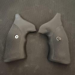 POIGNEE REVOLVER S&W K/L CAOUTCHOUC SQUARE BUTT