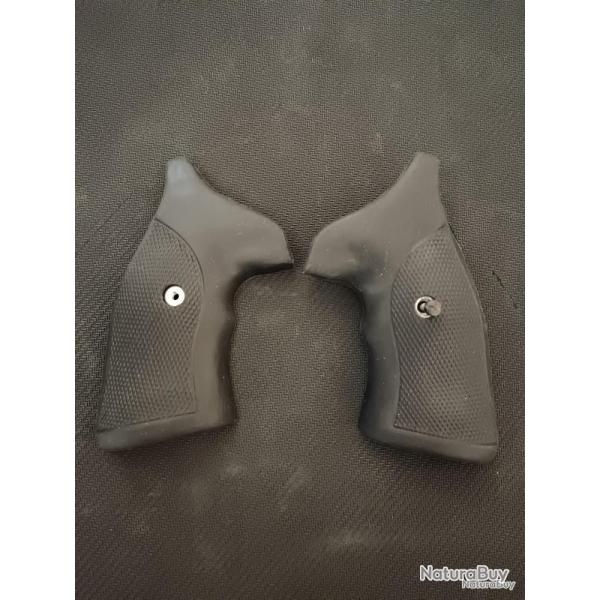 POIGNEE REVOLVER S&W K/L CAOUTCHOUC SQUARE BUTT