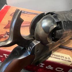 Revolver &agrave; poudre noire Uberti 1847 Walker