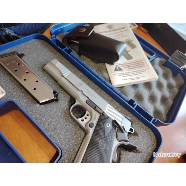 PISTOLET 1911 SMITH AND WESSON 45ACP