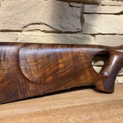 Crosse Browning MKIII Gaucher - Trou de Pouce - Sans armeur s&eacute;par&eacute;  + 1� sans Prix de r&eacute;serve