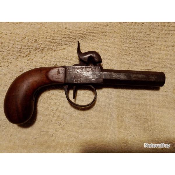 Pistolet de voyage de poche a un coup a poudre noire..bon �tat g�n�ral et fonctionnel..fin 18e
