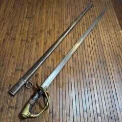 SABRE 1822-83 DE CAVALERIE FRAN&Ccedil;AISE CHATELLERAULT GARDE MATRICUL&Eacute;E ET POIN&Ccedil;ONN&Eacute;