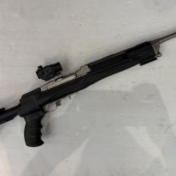 Ruger mini 14 222rem avec crosse ATI et point rouge