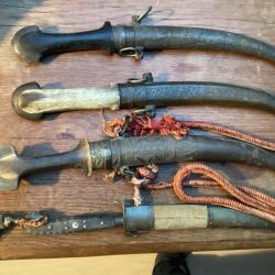 Couteaux berb&egrave;res en lot de 4