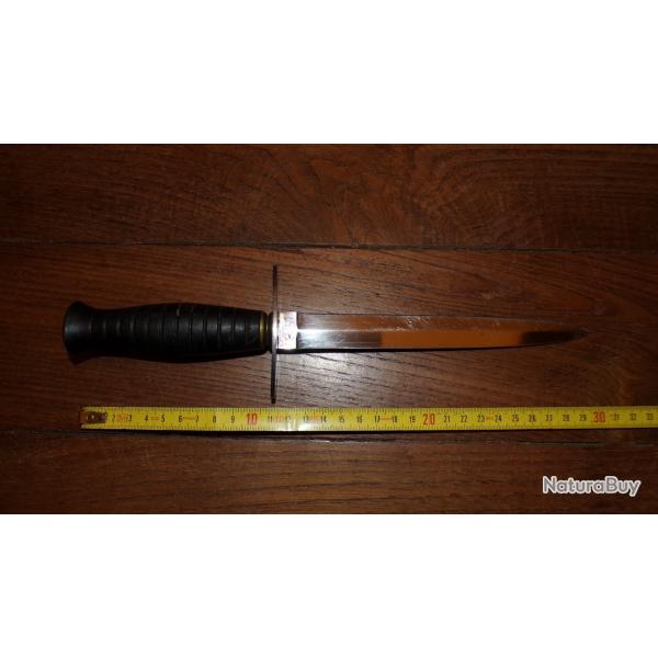 Couteau de combat sp�cial beret rouge