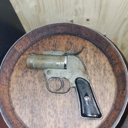 Pistolet lance fus&eacute;e US M8