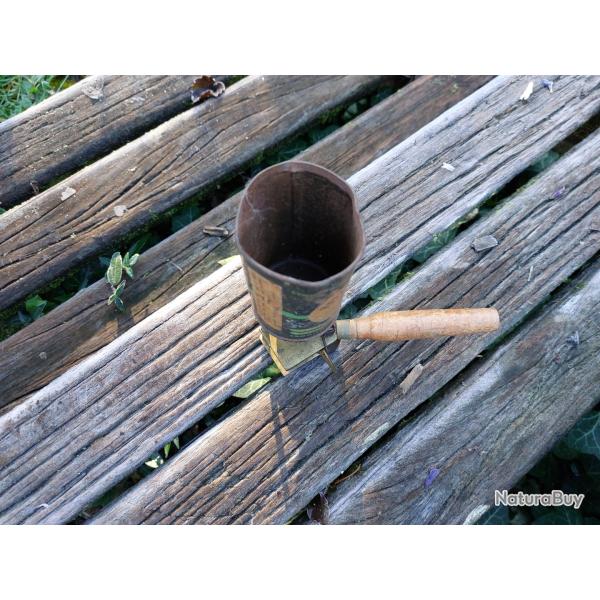 Doseur � poudre pytoxyl�e