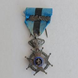 M&eacute;daille - BE313905a Ordre de L&eacute;opold II, classe Chevalier