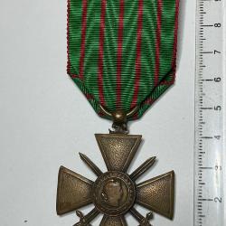 FRANCE - CROIX DE GUERRE WAR I - M&eacute;daille 1914-1915 Croix de guerre 14 15 fabrication de guerre