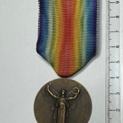 FRANCE - MEDAILLE INTERALLIES 1914 - 1918 graveur MORLON