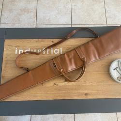 Fourreau haut de gamme cuir &eacute;pais fusil carabine marque Sacar 123 cm
