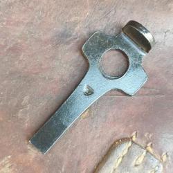 Cl&eacute;-outil repro pour pistolet P08 avec poin&ccedil;on