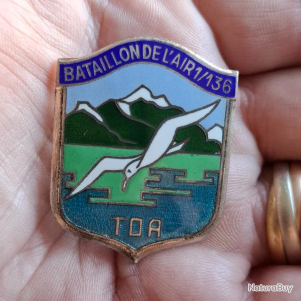 INSIGNE BA 1 / 136 BREMGARTEN ( MARDINI )