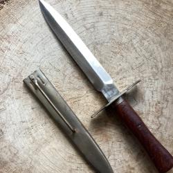 Dague &laquo;&nbsp;le Vengeur de 70&nbsp;&raquo;