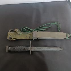 Ba&iuml;onnette colt usm7  pour fusil  M16. Fabrication de 1963 &agrave; 1964