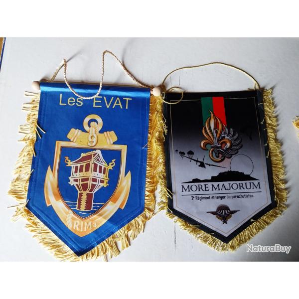 lot de 5 fanions militaires