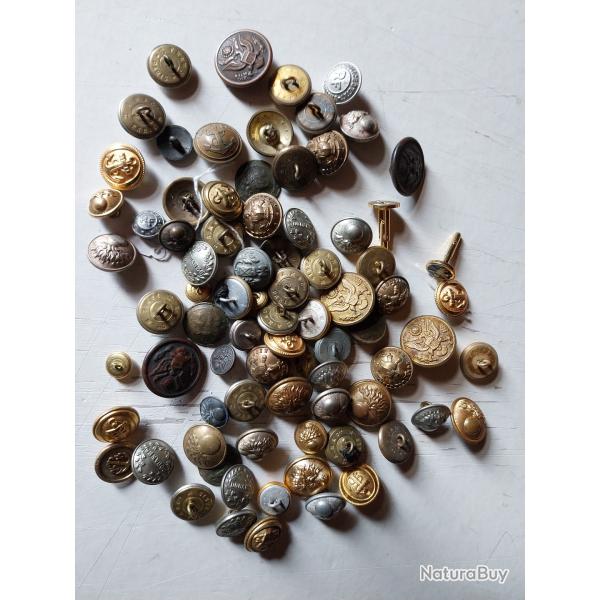 LOT DE BOUTONS MILITAIRES